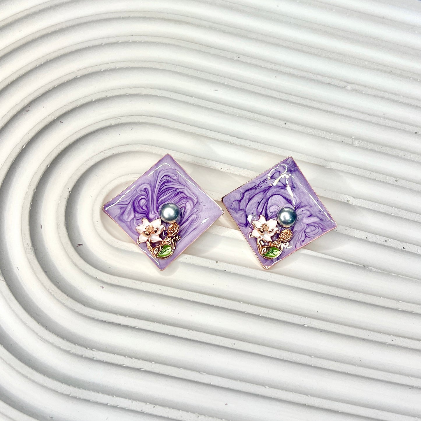 Elegant Square Embellished Earrings