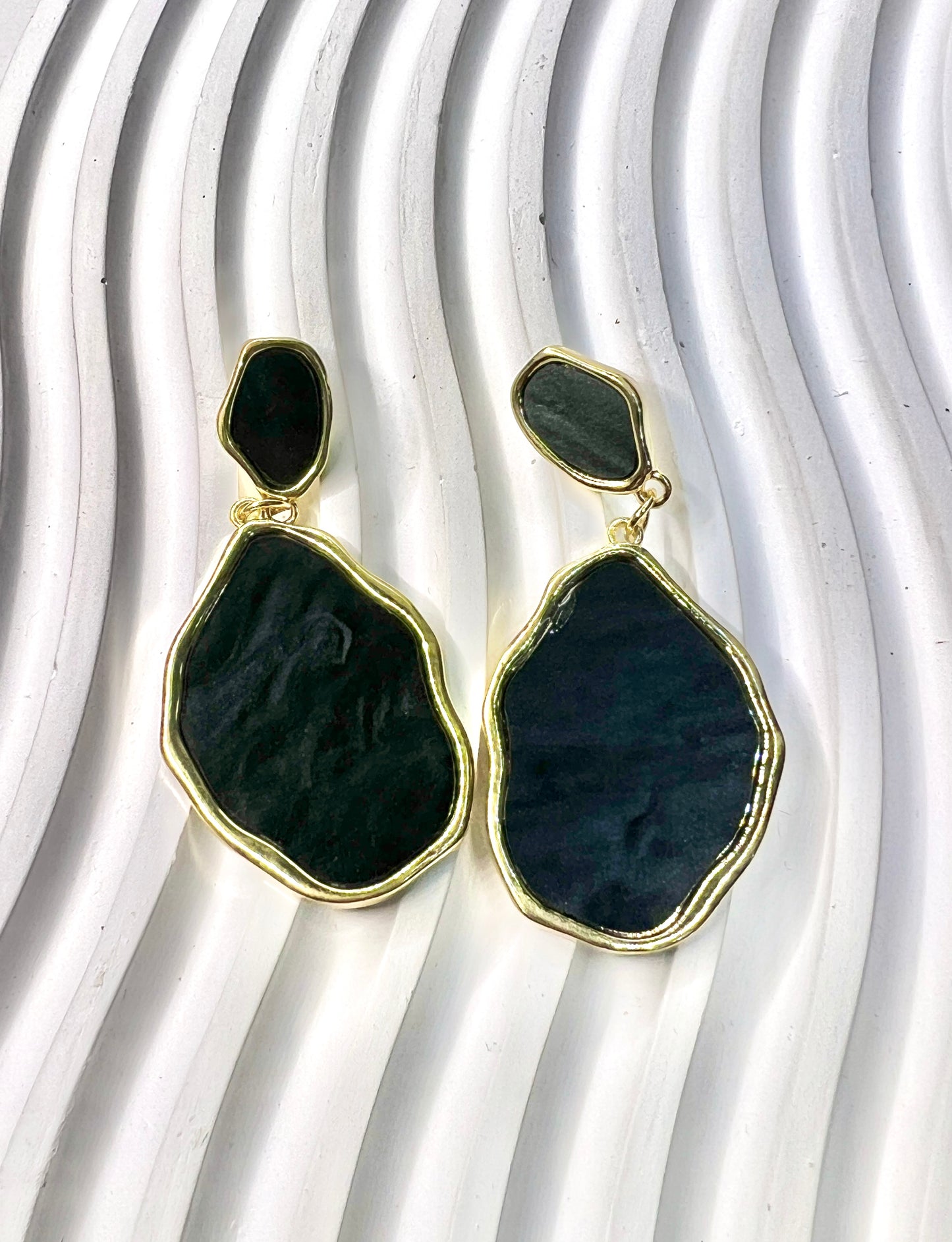 Geomatric Pearl Drop Earrings