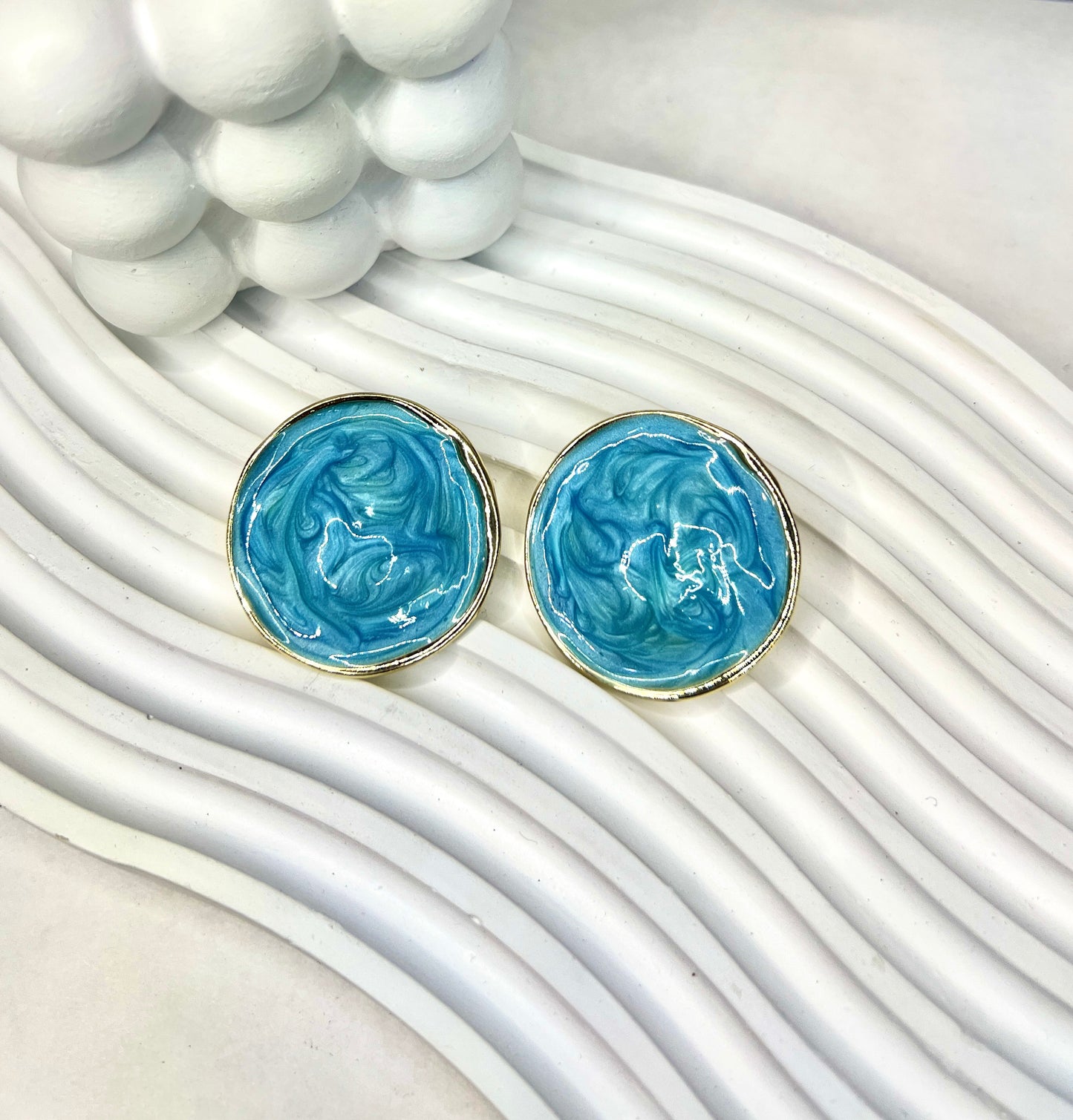 Classic Emerald Studs