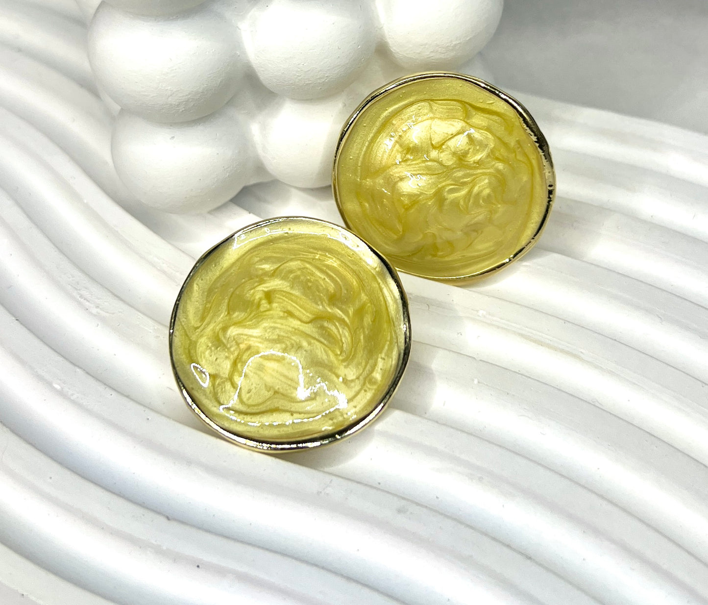 Classic Emerald Studs