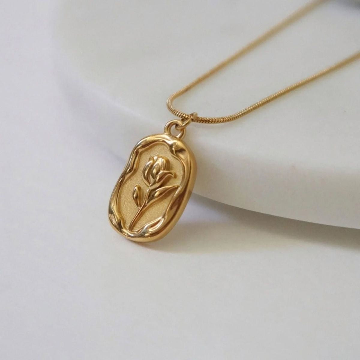 Rose Necklace