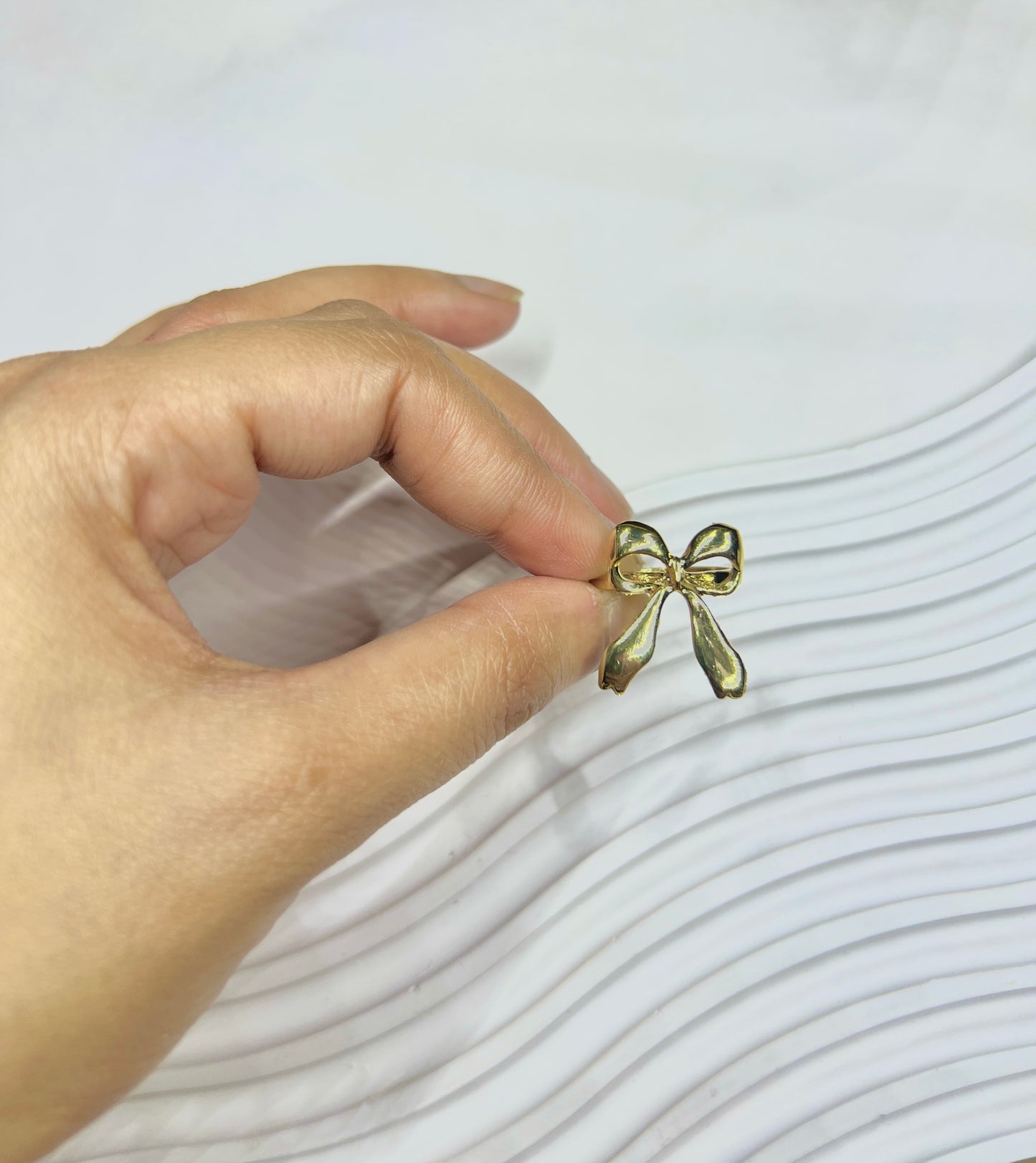 Dainty Bow Ring