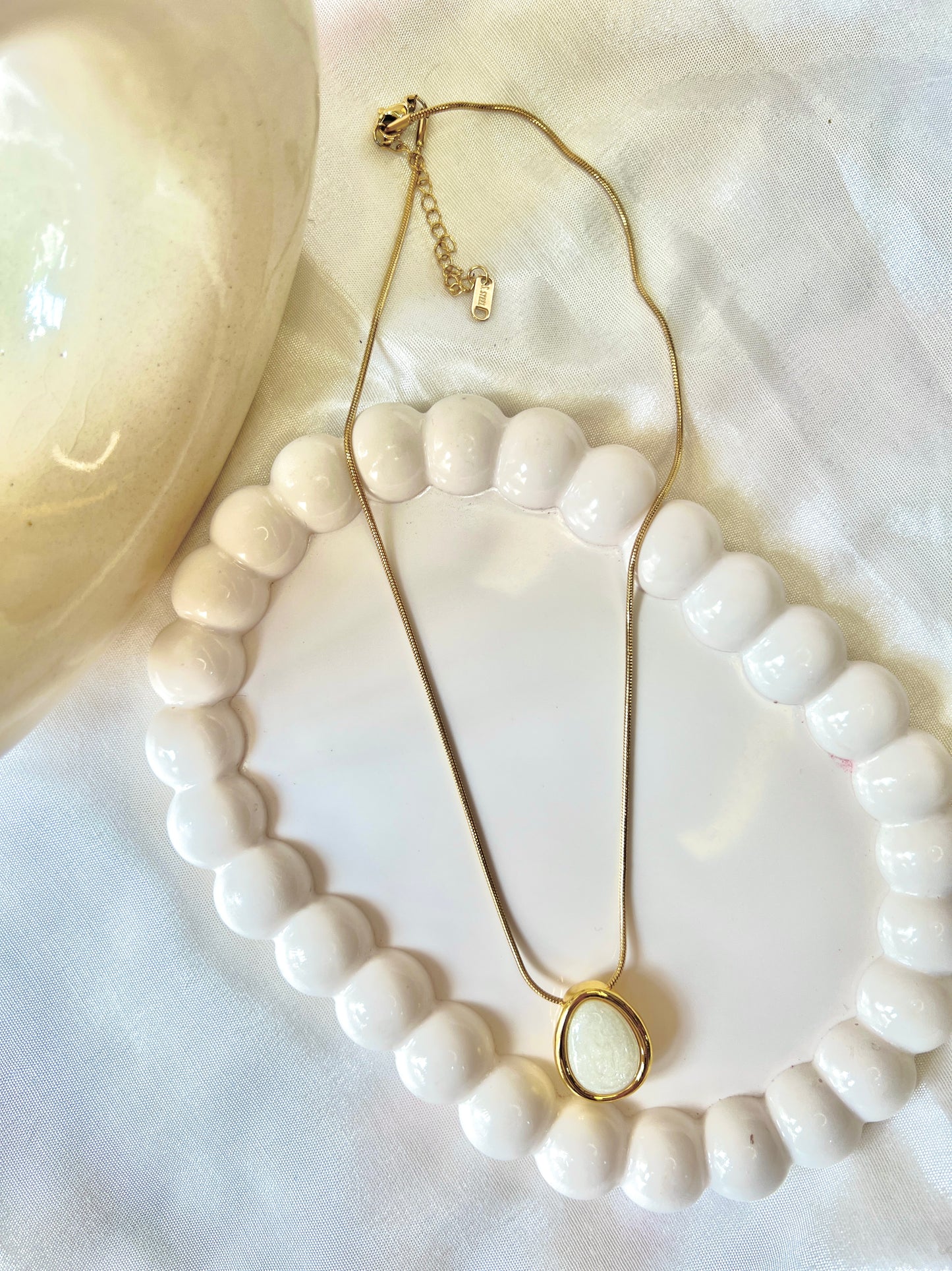 Teardrop Stone Necklace