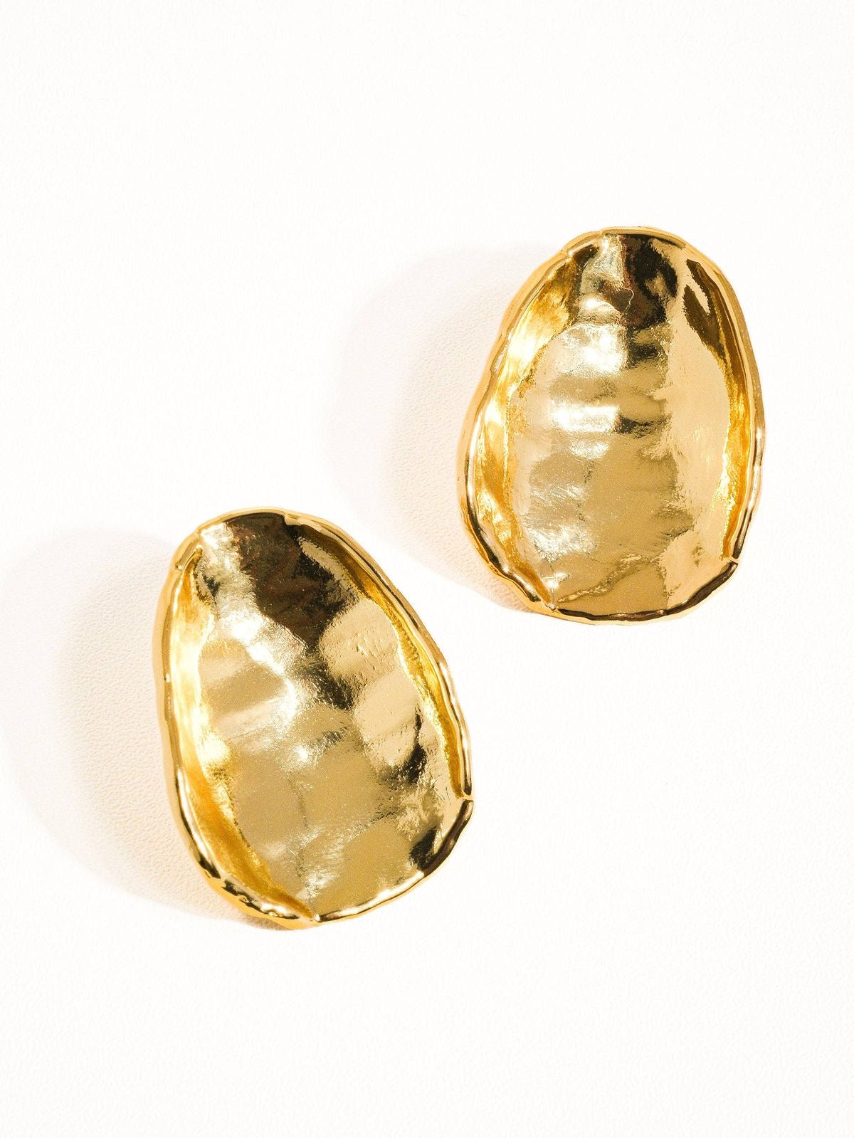 Thumb Textured Earrings