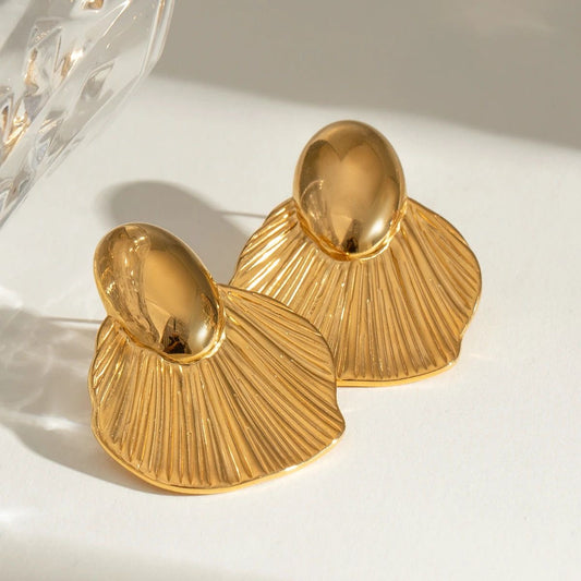 Fishtail Ribbed Earrings
