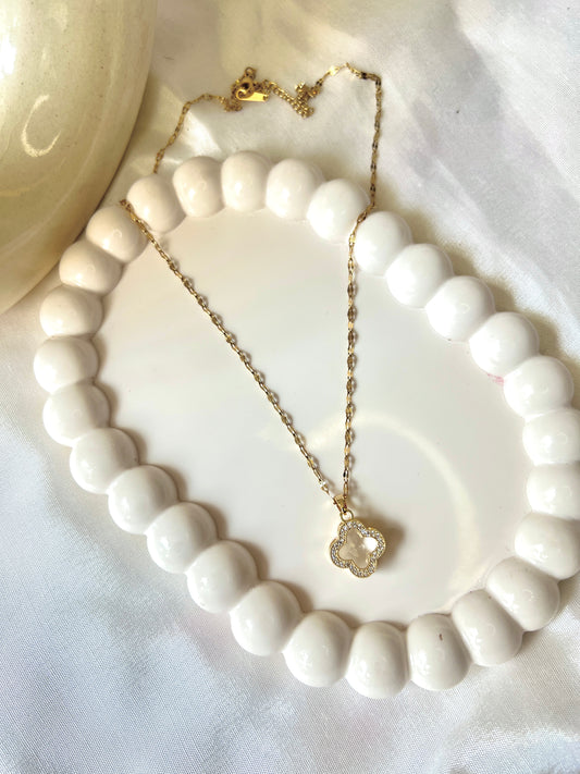 Four leaf Clover Stone Necklace